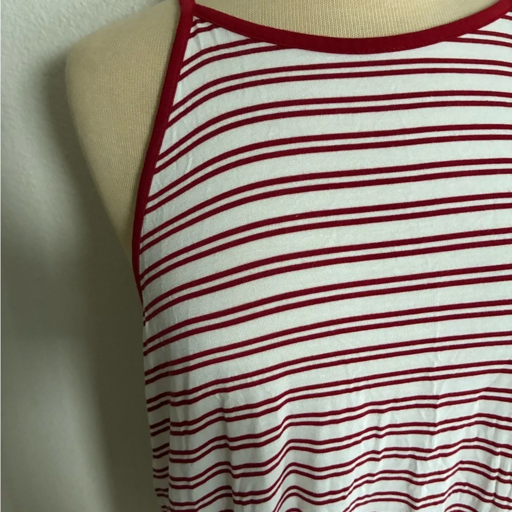 ❤️$5 Forever 21 striped tank - Picture 2 of 7